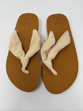 Kuailu | Women’s Cream Knot-Front Flip Flop Sandals‎ 8